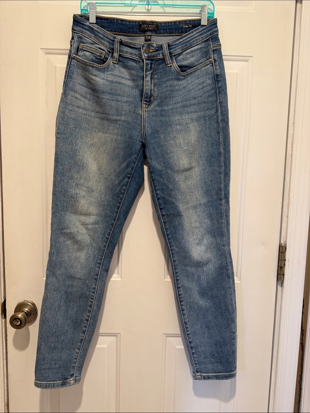 Judy Blue Slim Fit Jeans